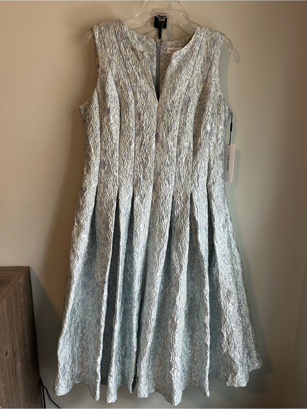 Calvin Klein Pale Blue & Green Floral Textured Jacquard Pleated Midi Dress